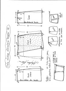 Esquema de modelagem de saia envelope assimétrica tamanho 48.